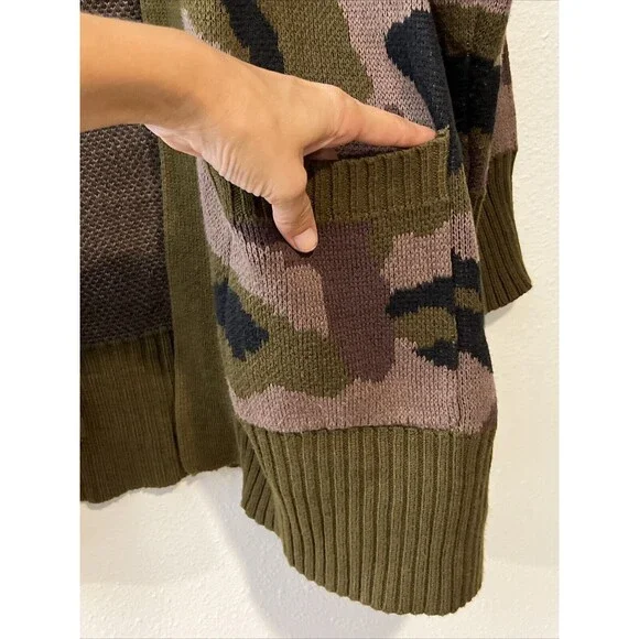 Mustard Seed Cardigan Sweater Woman Size Small Camo Open Front Pockets Dove Deer - Picture 3 of 9